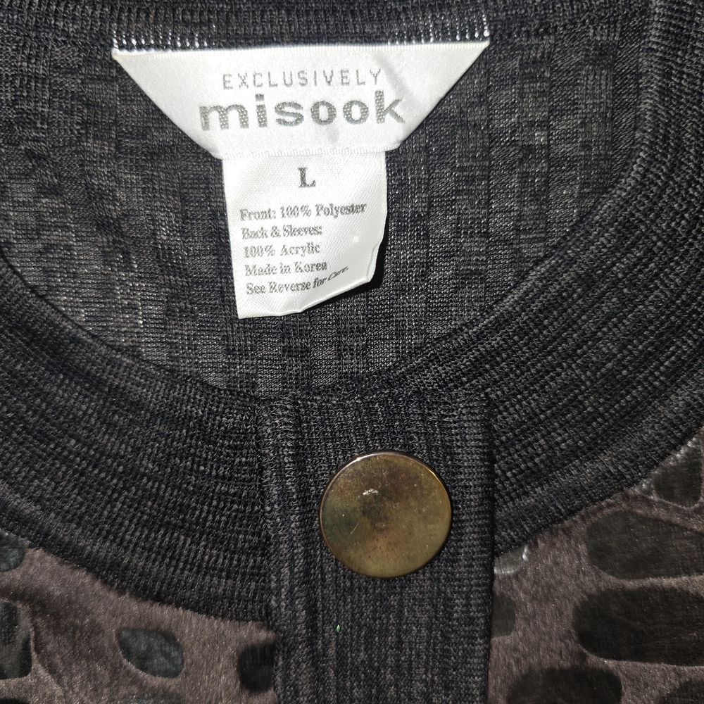 Misook Black Croc-Embossed Long Button-Front Cardigan with Gold Buttons - Picture 4 of 4